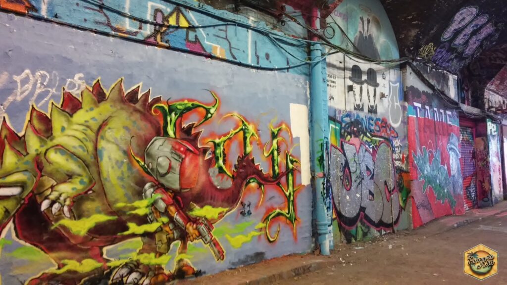 Grafitis - Banksy Tunel - Londres - UK